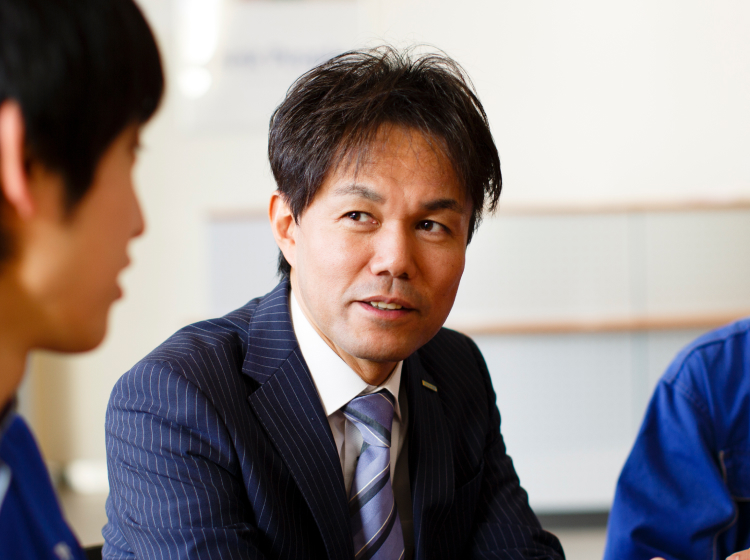 セールススタッフ1